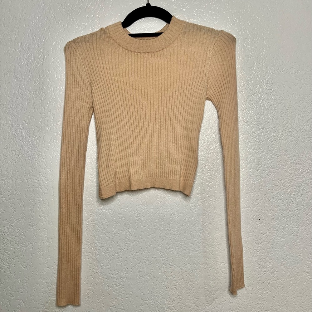 Lovers and Friends Cropped Long Sleeve Sweater Top XS with Cutout Back